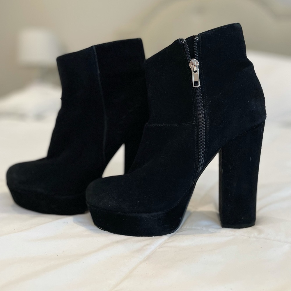 Size 8 Steve Madden Boots